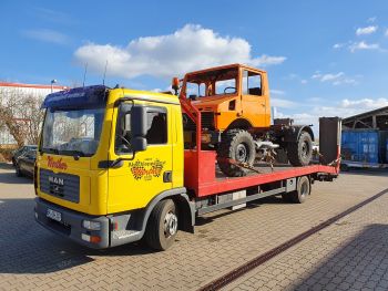 Baumaschinentransporte