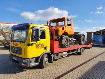 Construction machinery transportation